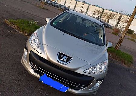 Peugeot 308 95 VTi Tendance