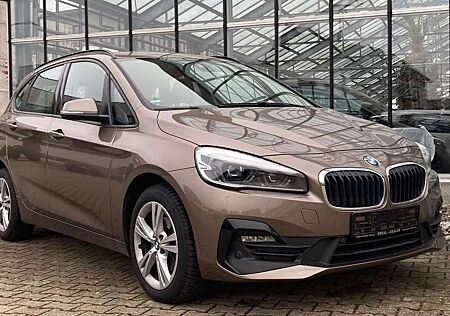 BMW 218 AHK Sitzheizung TÜV AU neu
