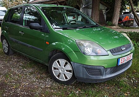 Ford Fiesta KLIMA GARANTIE TÜV NEU