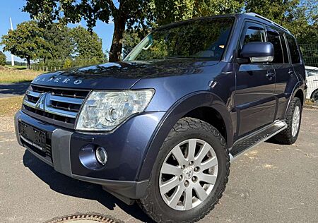 Mitsubishi Pajero 3.2 DI-D Instyle+7 Sitzer+Kamera+