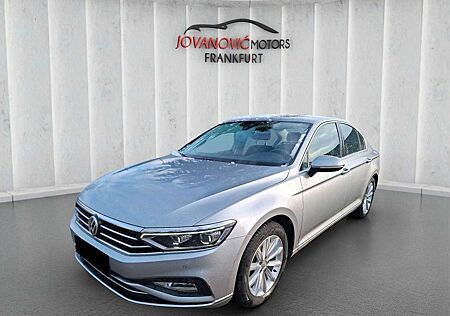 VW Passat Volkswagen 1.6 TDI Style DSG,IQ light,VollDig,RFK*61