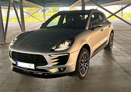 Porsche Macan S