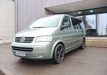 VW T5 Transporter Volkswagen T5 Bus Multivan Highline/Scheckheft/Motor 1a