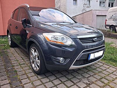 Ford Kuga Kuga 2.0 TDCi 4x4 Aut. Titanium Panorama Leder Xen