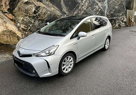 Toyota Prius + (Hybrid) Executive