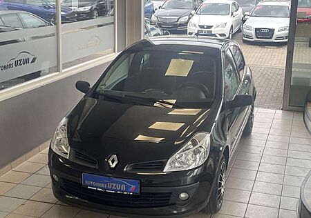 Renault Clio III Extreme Klima 8 fach bereift HU 04.2026