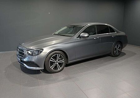 Mercedes-Benz E 220 d AVANTGARDE/DISTRO/AHK/360'/MBUX/SOUND