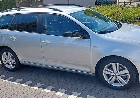 VW Golf Variant Volkswagen 1.6 TDI DPF MATCH