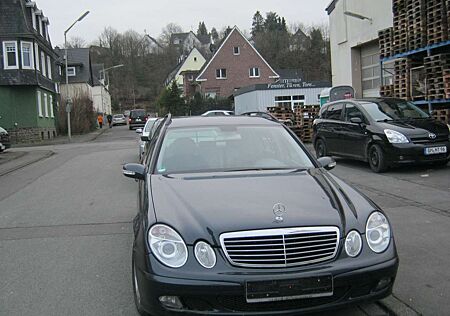 Mercedes-Benz E 220 T CDI Automatik Classic DPF