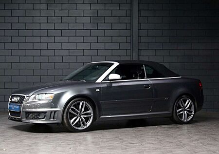Audi RS4 RS 4 Cabriolet 4.2 V8 Bose Navi Leder