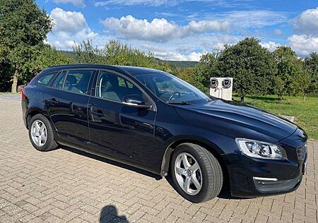 Volvo V60 T3 Kinetic