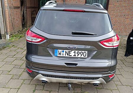 Ford Kuga 2.0 TDCi Aut. Allrad Titanium