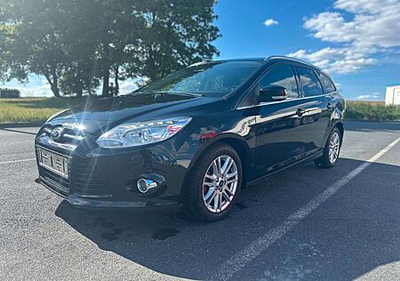 Ford Focus Turnier Titanium SHZ TOT SPUR