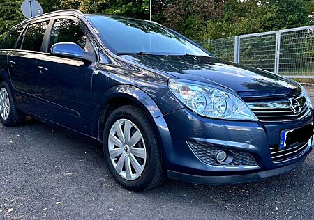 Opel Astra 1.6 Caravan Catch me now