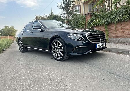 Mercedes-Benz E 220 d 9G-TRONIC Exclusive