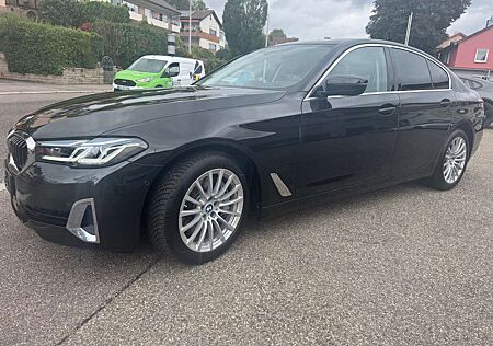 BMW 530 d Luxury Line HEADUP VOLLLEDER LASER TOP!!!!