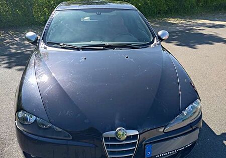 Alfa Romeo 147 1.6 Black Line