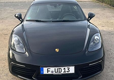 Porsche Cayman 718