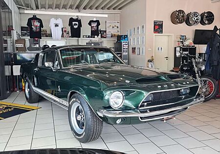 Ford Mustang Shelby GT500 7.0L 1.HAND