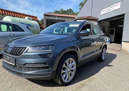 Skoda Karoq 2.0 TDI DSG 4x4 Motor 165.000 LED Scheckheft Navi