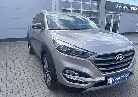 Hyundai Tucson 1.6 Passion*DCT*AHK*WR*PDC*Klimaauto*