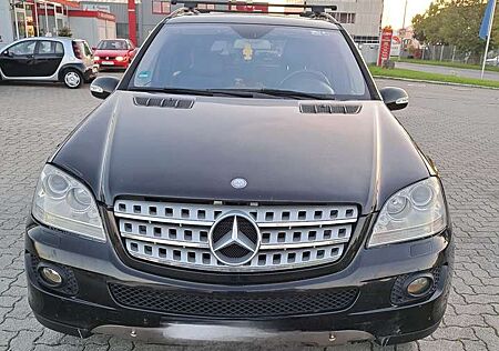 Mercedes-Benz ML 420 CDI 4Matic 7G-TRONIC DPF Edition 10