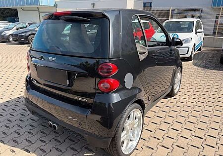 smart forTwo **BRABUS** SitzHz*KlimaAut*Pano*102PS*