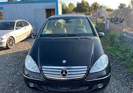Mercedes-Benz A 170 A-Klasse 5-Türer Elegance