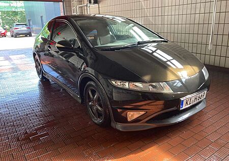 Honda Civic 2.2i-CTDi DPFType S