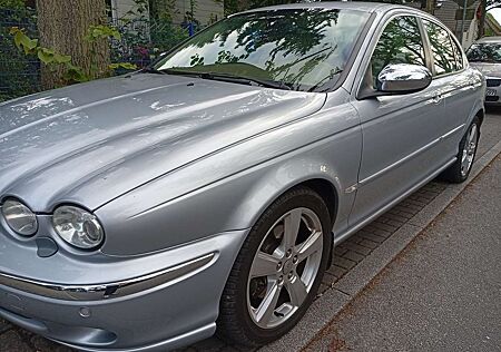 Jaguar X-Type 3.0 V6 4x4 Aut. Executive Herbstpreis