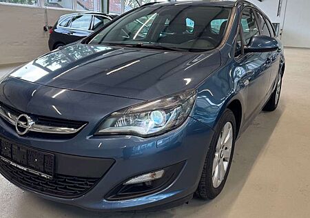 Opel Astra Xenon AHK Navi Kamera