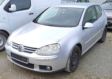 VW Golf Volkswagen 1.4 KLIMAA SHZ BC PDC EURO-4 TEMP SERVO ABS Tour