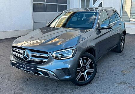 Mercedes-Benz GLC 300 GLC300e 4M 360 KEYGO LED CARPLAY NAVI DIGITAL-TA