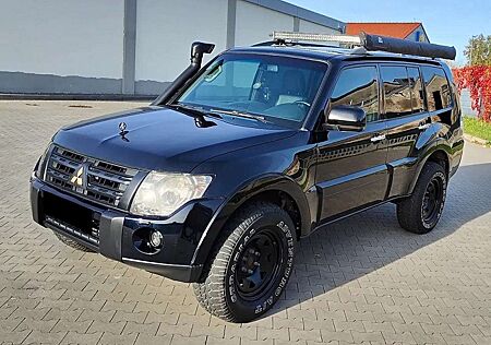 Mitsubishi Pajero 3.2 DI-D AutomatikIntense