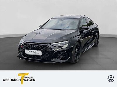 Audi RS3 RS3 Limo TFSI Q PANO LEDER LM19 B&O