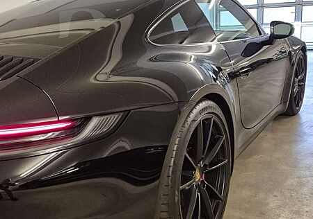 Porsche 992 911 Carrera S PDK
