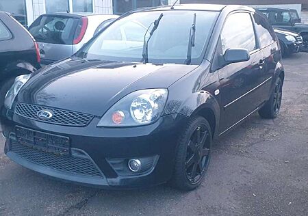 Ford Fiesta Black Magic