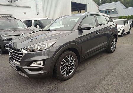 Hyundai Tucson 1.6 GDi Klimaaut/Navi+Cam/Automatik