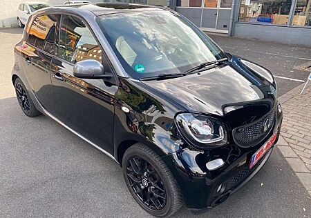 Smart ForFour Prime 66kW Leder/AHK/Panorama