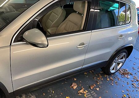 VW Tiguan Volkswagen 2.0 TDI DPF 4Motion BlueMotion