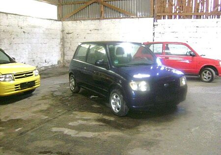 Daihatsu Cuore mit TÜV NEU abzugeben Teile auf Anfrage