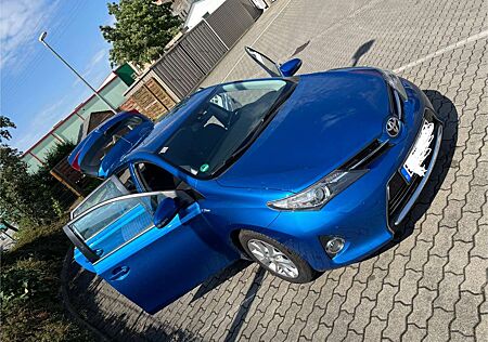 Toyota Auris 2.0 D-4D Travel