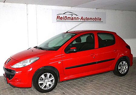 Peugeot 206 +, KLIMA, ESP, AHK, Wenig KM !!!