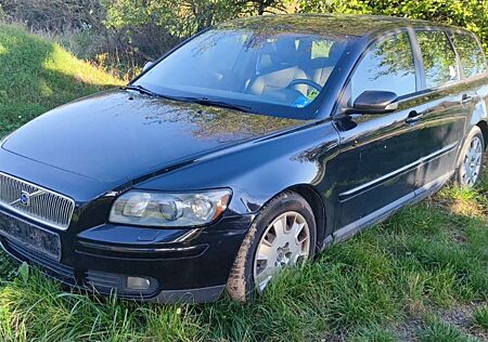 Volvo V50 2.4i