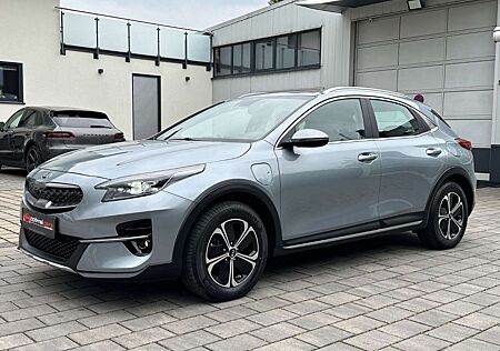 Kia XCeed 1.6 GDi Vision PHEV/Navi/Cam/8xBereif/AHK