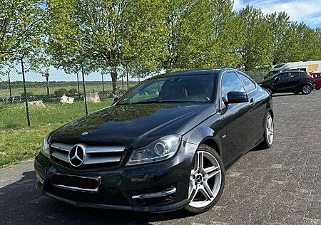 Mercedes-Benz C 250 Coupe (BlueEFFICIENCY) 7G-TRONIC
