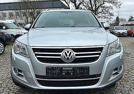 VW Tiguan Volkswagen Sport *4X4*Panorama*AHK