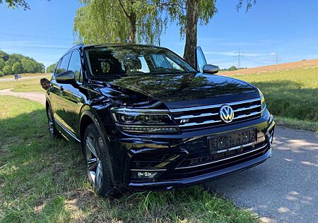 VW Tiguan Allspace Volkswagen Highline R-Line