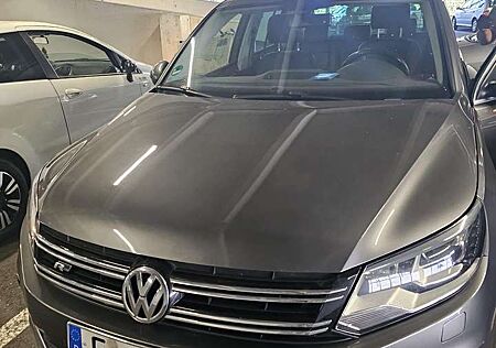 VW Tiguan Allspace Volkswagen Tiguan 2.0 R-Line 177 PS Diesel Automatik Pano