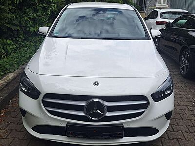 Mercedes-Benz B 180 Diesel d 7G-DCT Navi Park paket Sitzh.